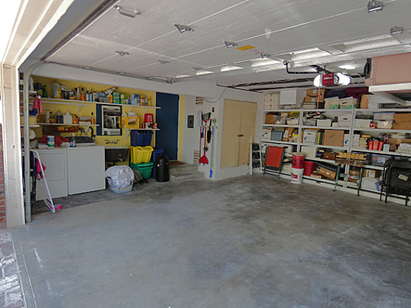 Garage laundry area